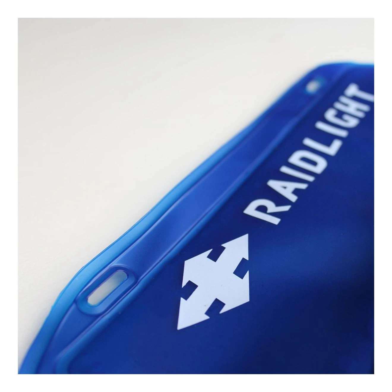 Raidlight Hydrat Bladder 1.8L Bleu 7 Raidlight Hydrat Bladder 1.8L Bleu – Image 5