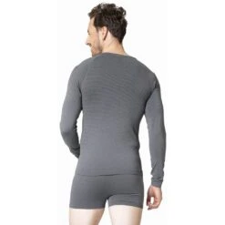 Odlo T-Shirt Manches Longues Performance Light E Homme 11 Odlo T-Shirt Manches Longues Performance Light E Homme -Sportswear Magasin main 188782 15700 Model Back Crop 1 b4de