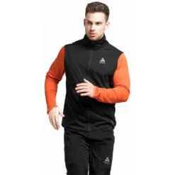 Odlo Zeroweight Warm Vest Homme Noir -Sportswear Magasin main 313652 15000 Model Front Crop 1 b0cf