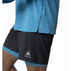 Odlo T-Shirt Manches Longues Zeroweight Chill-Tech Homme Bleu Ciel 10 Odlo T-Shirt Manches Longues Zeroweight Chill-Tech Homme Bleu Ciel -Sportswear Magasin main 313882 21024 Model Detail Crop 1 96e7