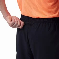 Odlo Short Zeroweight 5 Inch Homme -Sportswear Magasin main 322942 15000 Model Detail Crop 3 1 0c32