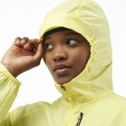 Salomon Bonatti Cross Wind Femme Jaune 17 Salomon Bonatti Cross Wind Femme Jaune -Sportswear Magasin main LC2130000 10 MOD bonatticrossfzhoodie charlockdeepblack fitcapuche w cbb7