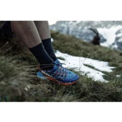 Merrell Agility Peak 4 Homme Bleu -Sportswear Magasin main merrell trailrunning carolinunrath J135111 10516 1 ebf8